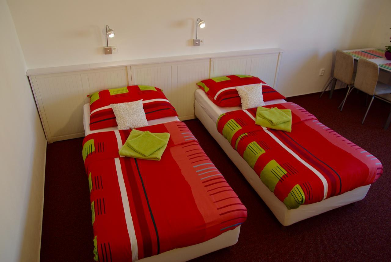 Hostel Humpolec Bagian luar foto
